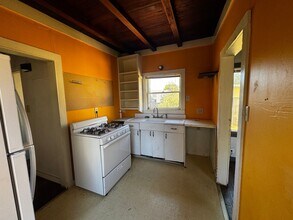 2134 Spring St in Eureka, CA - Building Photo - Building Photo