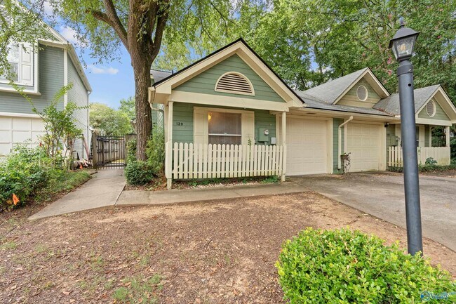 property at 120 Briargate Ln