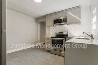 2622 E 8th St in Tulsa, OK - Building Photo - Building Photo