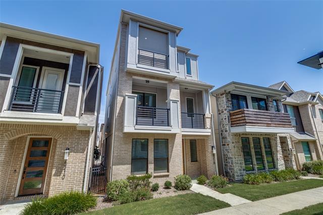 8218 Laflin Ln in Dallas, TX - Building Photo - Building Photo