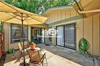 901 Park Village Cove in Austin, TX - Building Photo - Building Photo