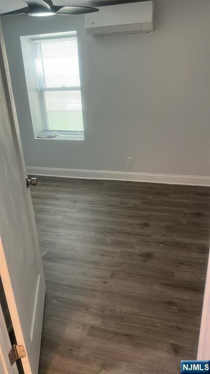27 Eppirt St in East Orange, NJ - Building Photo - Building Photo