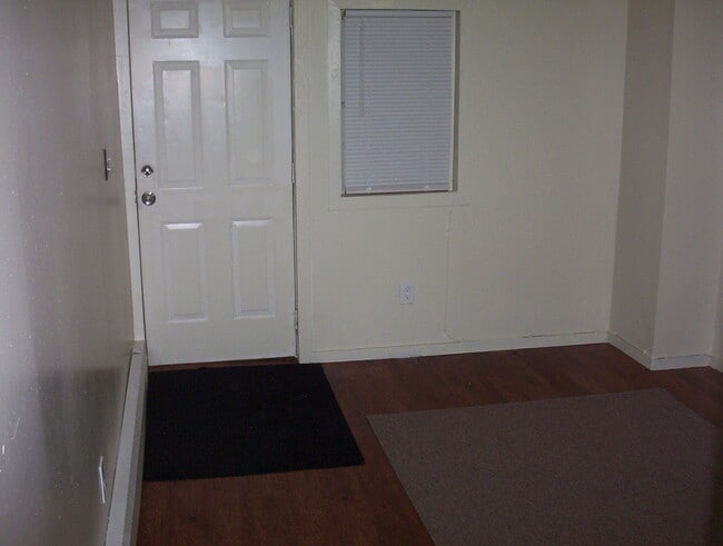 56 Cochecton Rd, Unit Apartment #04 in Cochecton, NY - Building Photo - Building Photo
