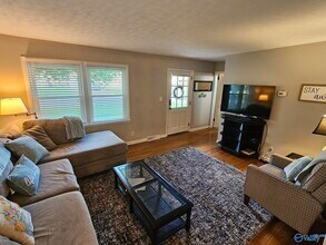 11312 Hillwood Dr SE in Huntsville, AL - Building Photo - Building Photo
