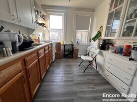 1630 Commonwealth Ave, Unit 25 in Boston, MA - Building Photo