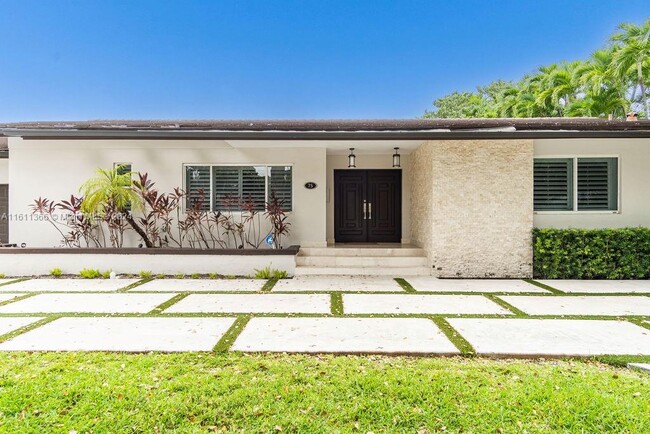 75 S Prospect Dr in Coral Gables, FL - Building Photo - Building Photo