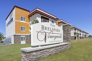 The Brelsford Vineyards Apartments in Richland, WA - Building Photo