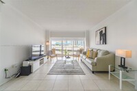 1965 S Ocean Dr, Unit 3D in Hallandale Beach, FL - Building Photo - Building Photo