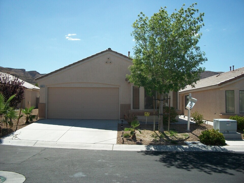 6891 Wimberly St in Las Vegas, NV - Building Photo