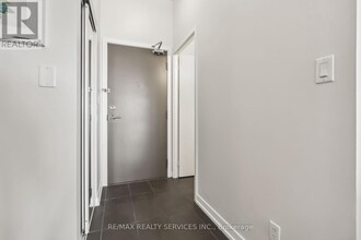 4065 Brickstone Mews in Mississauga, ON - Building Photo - Building Photo