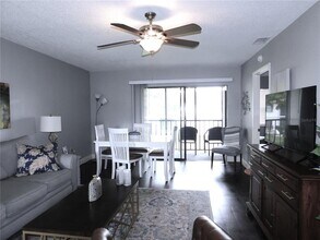 310 Windward Pl in Oldsmar, FL - Building Photo - Building Photo