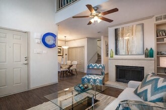 Lakewood on the Trail in Dallas, TX - Building Photo - Building Photo