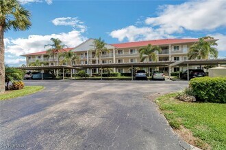 4556 Andover Way in Naples, FL - Building Photo - Building Photo