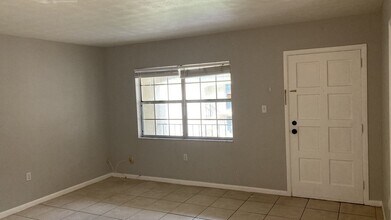 3718 W McKay Ave in Tampa, FL - Building Photo - Building Photo