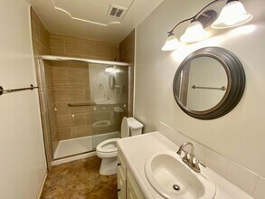 3819 E Alamos Ave in Fresno, CA - Building Photo - Building Photo