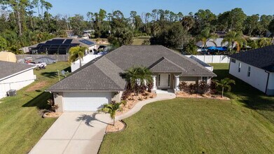 3566 Candia Ave in North Port, FL - Building Photo - Building Photo