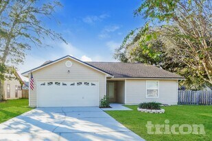 7520 Teaticket Ct, Unit 7016E103 in Jacksonville, FL - Building Photo