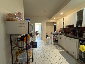 56 Park Vale Ave, Unit 9 in Boston, MA - Building Photo - Building Photo