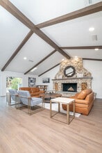 Camelot Apartments in Gainesville, FL - Building Photo - Building Photo
