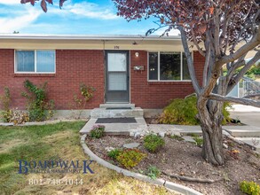 398 S 4th St in Tooele, UT - Foto de edificio - Building Photo