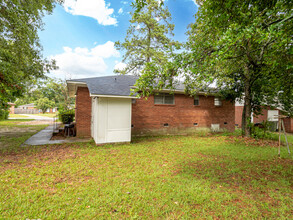 870 Manchester Rd in Sumter, SC - Building Photo - Building Photo