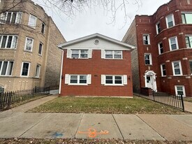 11137 S Emerald Ave in Chicago, IL - Building Photo