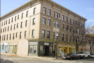 Main Street Apartments in New Britain, CT - Building Photo - Building Photo