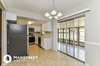 903 Ashwood Ct in Kissimmee, FL - Foto de edificio - Building Photo