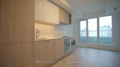 2020-2020 Bathurst St in Toronto, ON - Building Photo - Building Photo