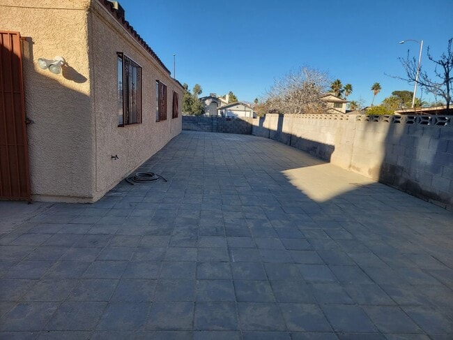 3716 Kals Way in Las Vegas, NV - Building Photo - Building Photo