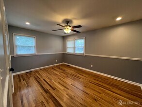 514-516-516 Carmine Ave in South Plainfield, NJ - Building Photo - Building Photo