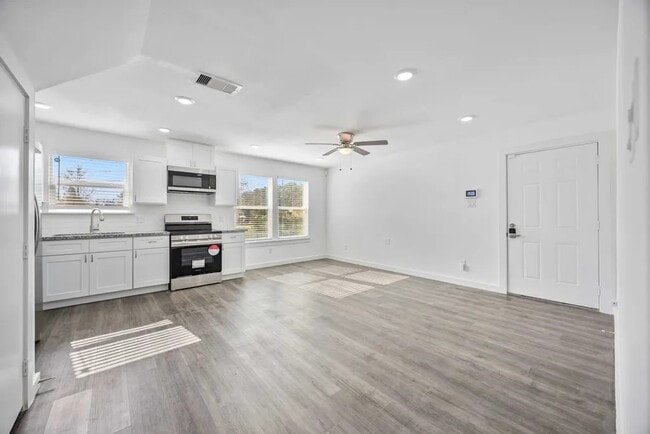 property at 7811 Laura Koppe Rd