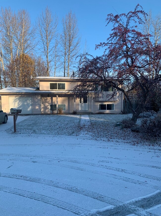 property at 2011 Salem Ct