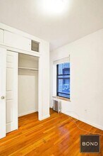 104 2nd Ave in New York, NY - Building Photo - Building Photo