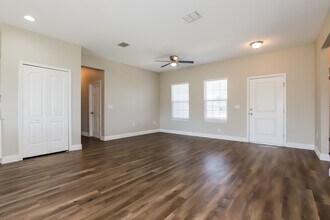 708 Martin Ln in Kissimmee, FL - Building Photo - Building Photo