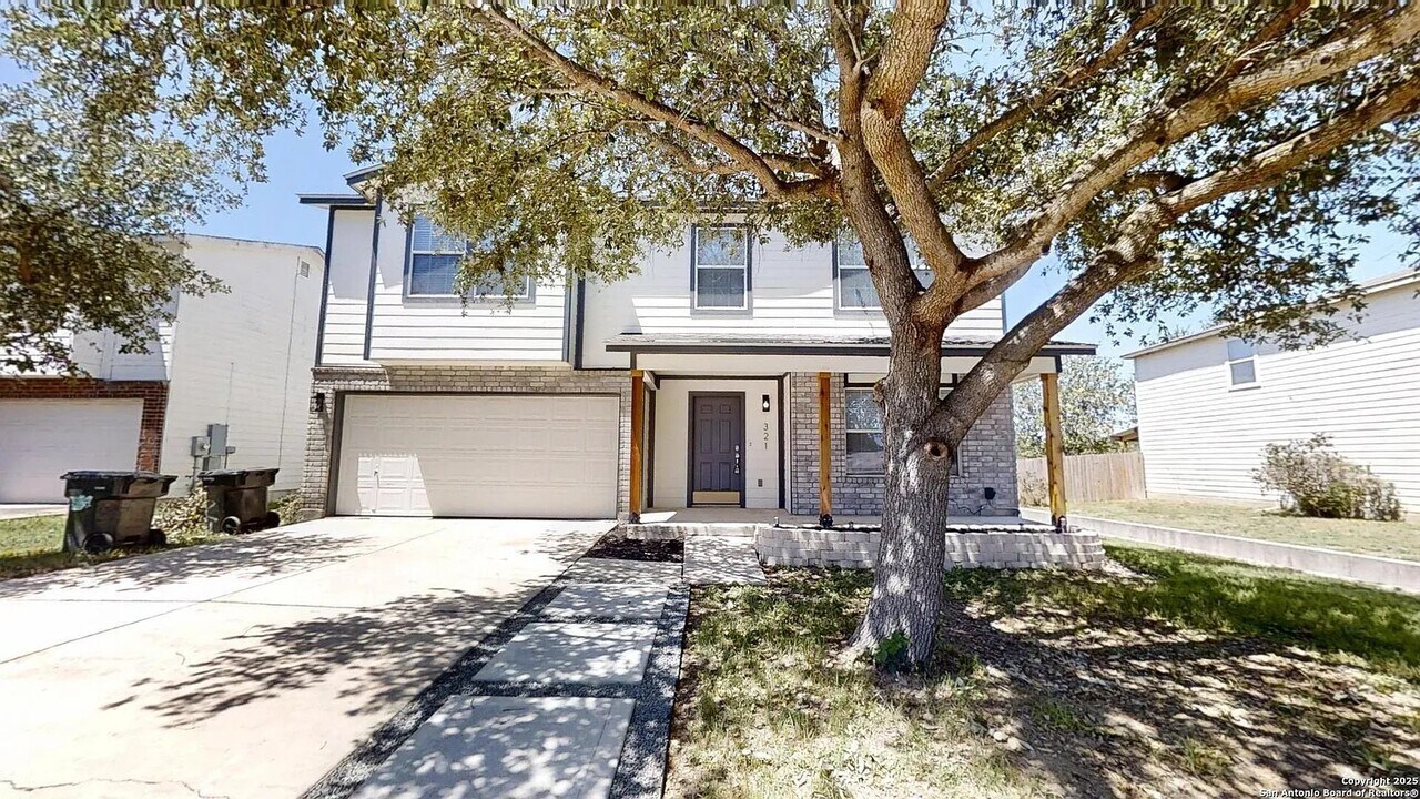 321 Hinge Loop in Cibolo, TX - Building Photo