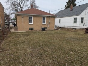 2825 Dwight St in Racine, WI - Building Photo - Building Photo