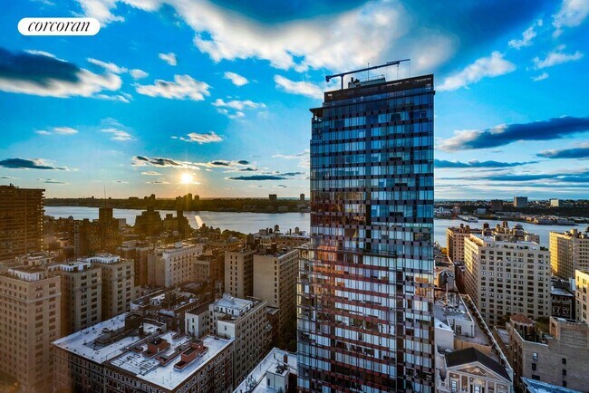2628 Broadway in New York, NY - Building Photo - Building Photo