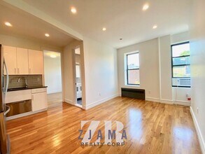 1030 Carroll St in Brooklyn, NY - Building Photo - Building Photo