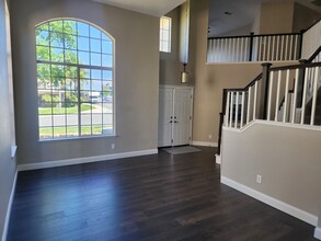 32951 Levi Ct in Temecula, CA - Building Photo - Building Photo