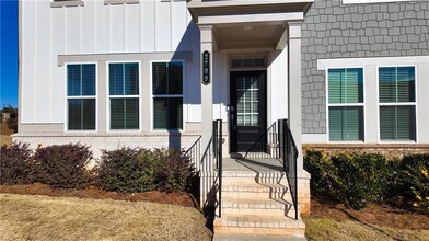 2709 Richmond Row Dr in Suwanee, GA - Building Photo - Building Photo
