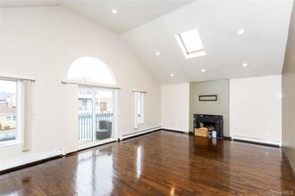 428 E Harrison St in Long Beach, NY - Building Photo - Building Photo