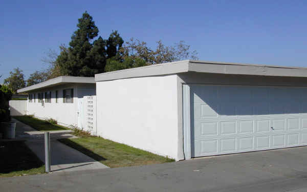 7686 Jackson Way in Buena Park, CA - Building Photo - Building Photo