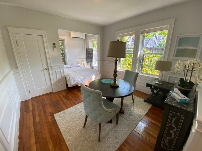 34 Worthington St, Unit 1 in Boston, MA - Foto de edificio - Building Photo