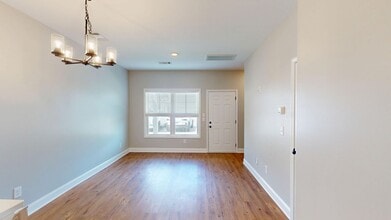 826 Levitan Dr in Columbia, TN - Building Photo - Building Photo