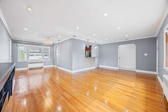 2282 Baylis Ave in Elmont, NY - Building Photo - Building Photo