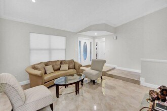 2665 NW 41st St in Boca Raton, FL - Building Photo - Building Photo