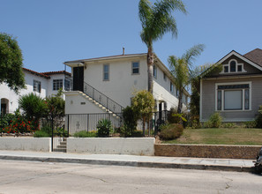 4027 Albatross St in San Diego, CA - Building Photo - Building Photo