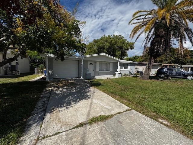 6421 Kelso Dr in Port Richey, FL - Building Photo