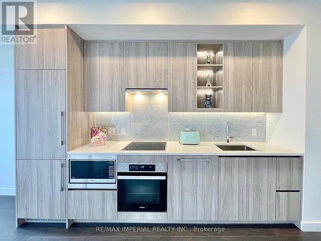 property at 95-695 McMahon Dr
